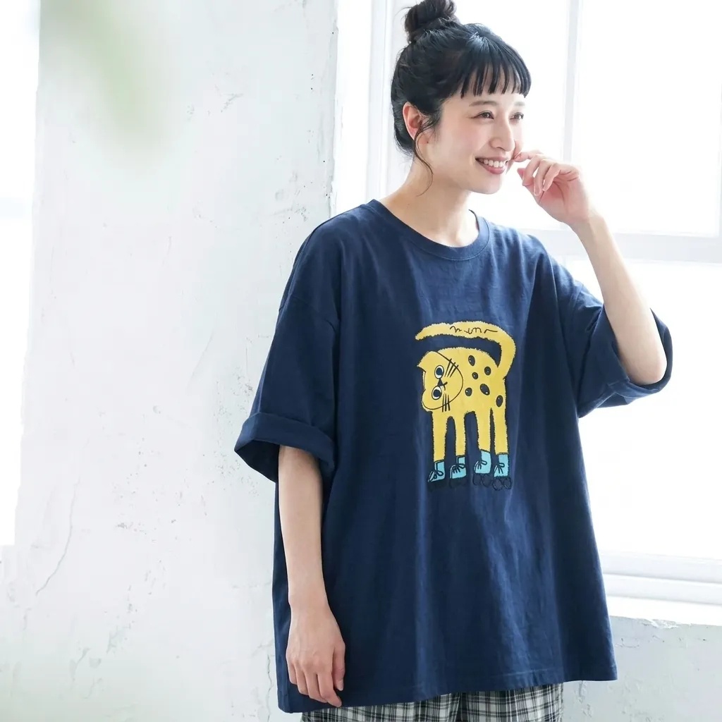 ネイビー